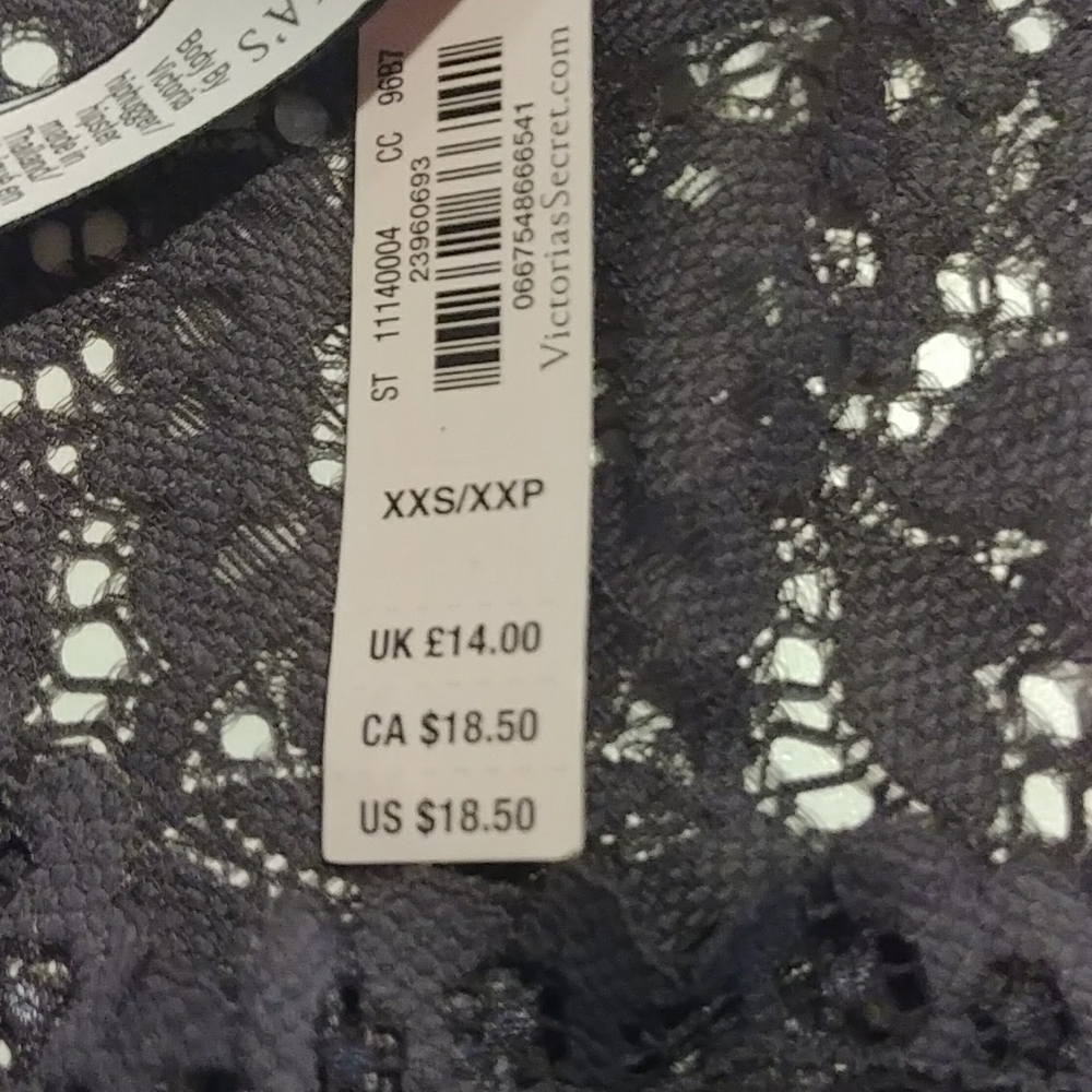 3/$25- VS Sparkly Silver Hipster Panty - Picture 10 of 10
